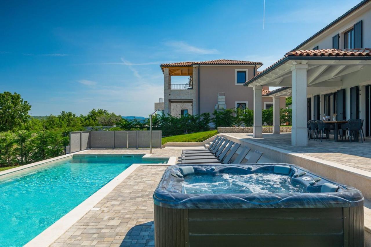 Luxury Villa Arman With Whirlpool In Visinada Vižinada 外观 照片